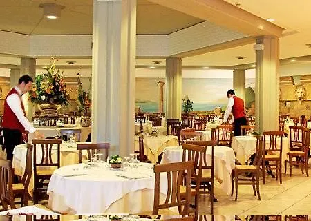 Fiesta Garden Hotel